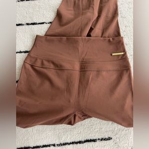 Gym shark x Whitney Simmons leggings